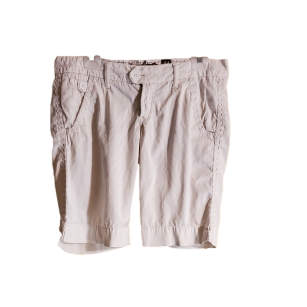 Freestyle  Bermuda Shorts - Tan - 11
